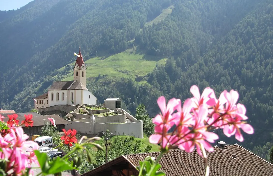 Hotel Am Fels-1